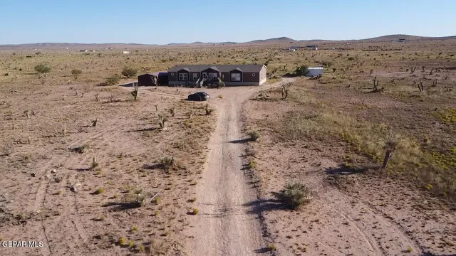 a view of outdoor space with mountain view