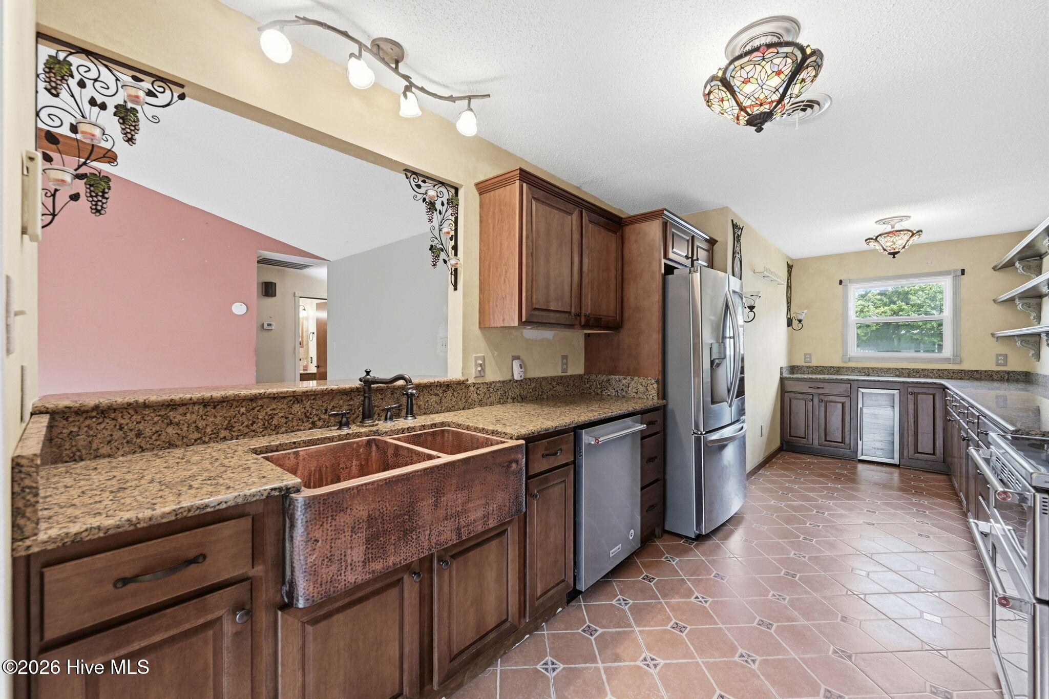 275 Raintree Road Jacksonville, NC 28540 - Photo 12 of 111