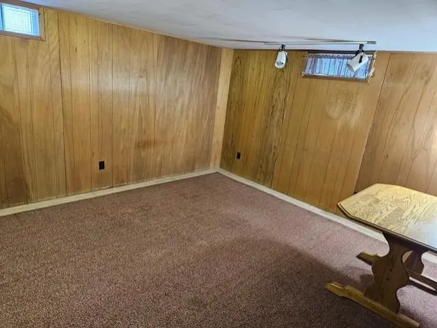 $200,000 | 236 Wyandotte Road, Hoyt Lakes, MN 55750