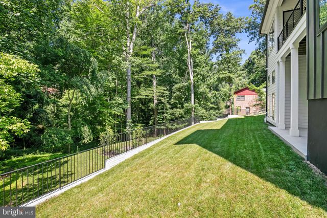 $3,300,000 | 7003 River Oaks Drive, McLean, VA 22101
