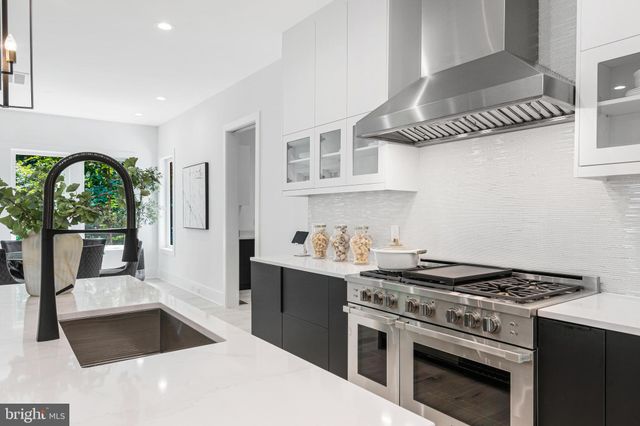 $3,300,000 | 7003 River Oaks Drive, McLean, VA 22101