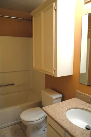 $2,200 | 3910 Starbridge Pointe Lane, Katy, TX 77449