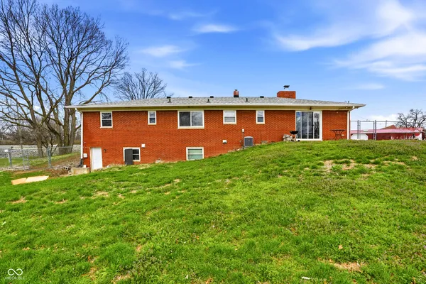 $600,000 | 6039 Kentucky Avenue, Indianapolis, IN 46221