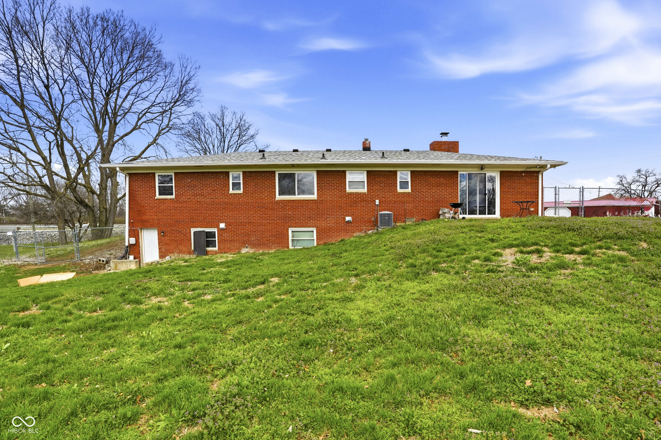 6039 Kentucky Avenue Indianapolis, IN 46221 - Photo 20 of 35