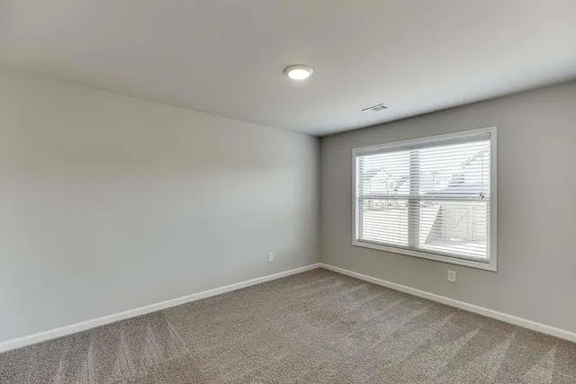 $2,600 | 6029 Fair Winds Cove, Flowery Branch, GA 30542