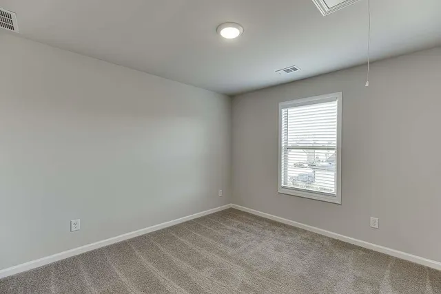 $2,600 | 6029 Fair Winds Cove, Flowery Branch, GA 30542