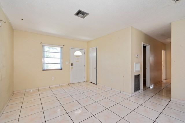 3009 Clyde Road West Palm Beach, FL 33405 - Photo 3 of 22 3009ClydeRd_Custom_Resized_433367993_640