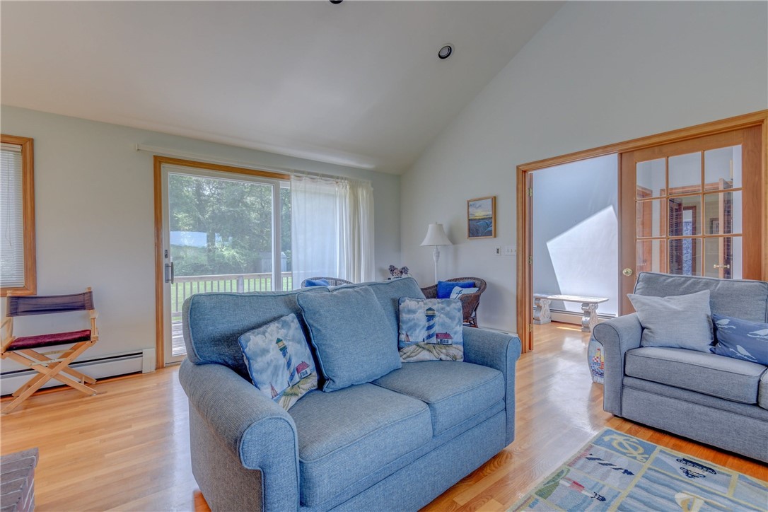 31 Maple Avenue Little Compton, RI 02837 - Photo 10 of 32 Gallery Image 10