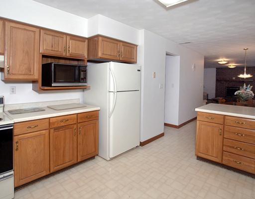 3945 Sardis Road Plum, PA 15239 - Photo 4 of 18 Kitchen.