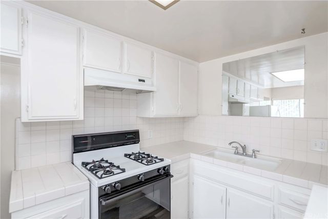 $2,850,000 | 820 South Walker Avenue, San Pedro, CA 90731