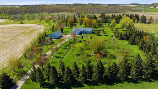 $460,000 | W309 Pine Creek Road, Chili, WI 54420