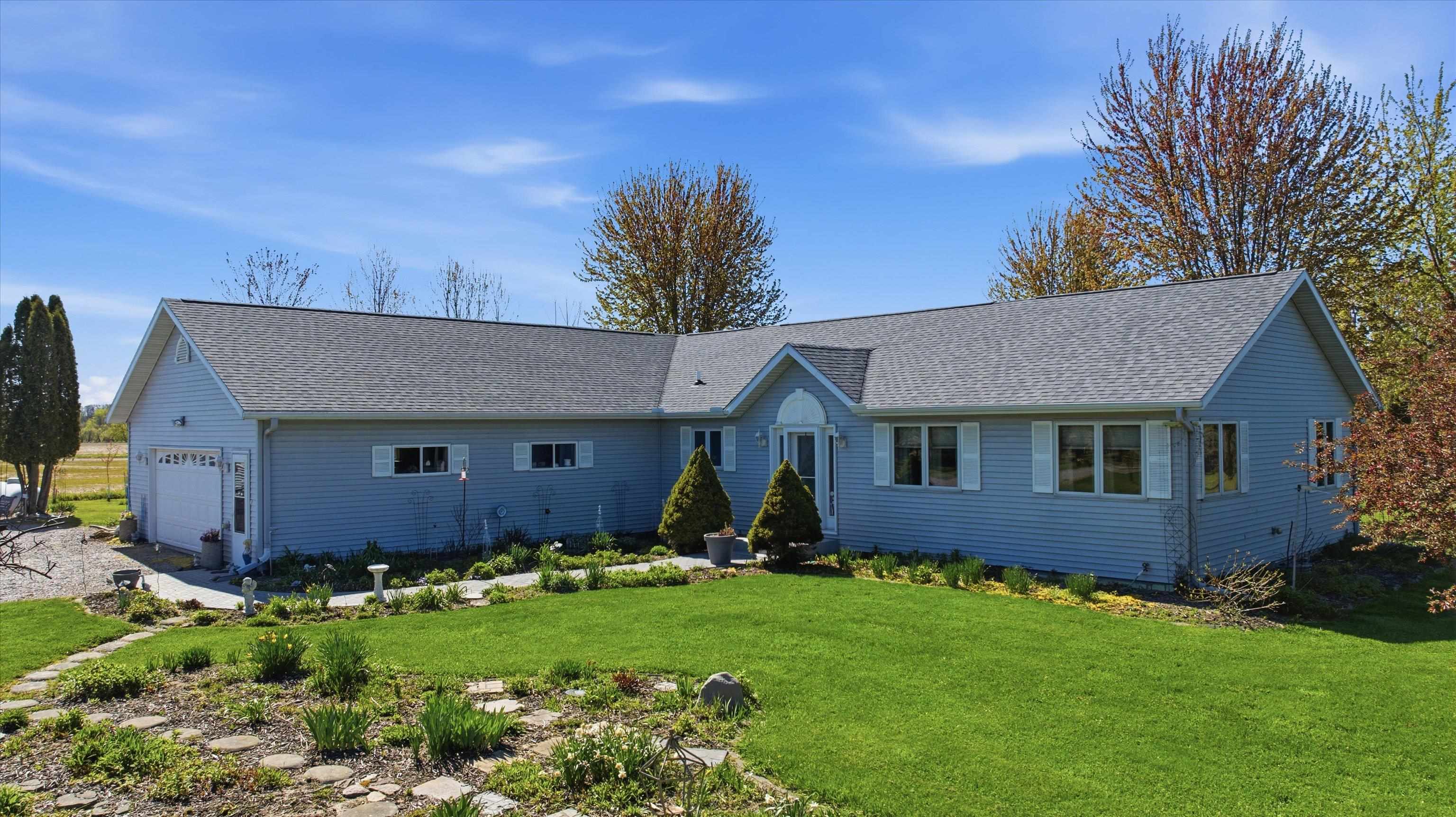W309 Pine Creek Road Chili, WI 54420 - Photo 2 of 48