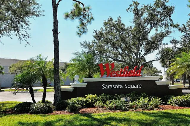 $3,800 | 8375 Glen Rose Way, Unit 211, Sarasota, FL 34238