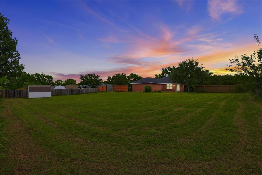 921 High Point Drive Midlothian, TX 76065 - Photo 9 of 39