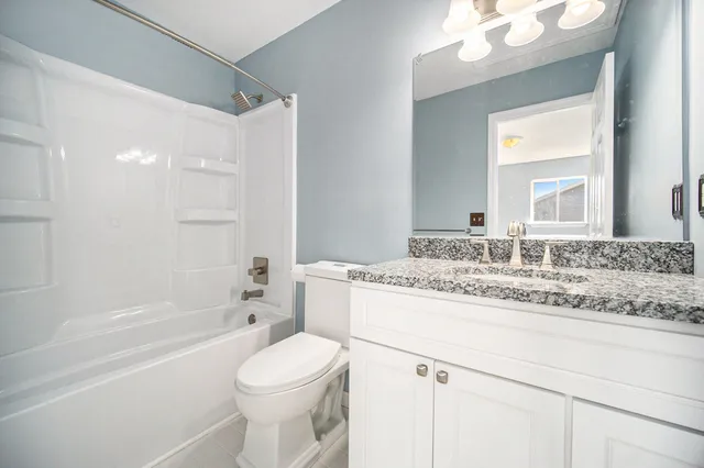 $319,900 | 252 Glenwood Circle, Manchester, MI 48158