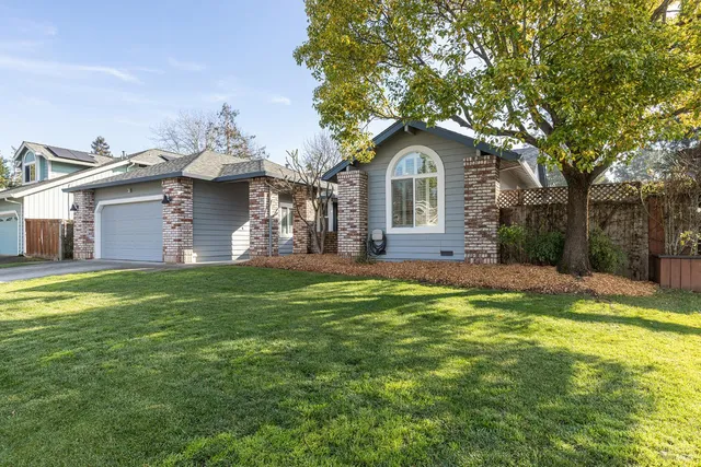 $925,000 | 209 Veronda Avenue, Cotati, CA 94931