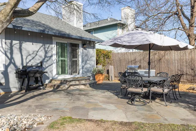 $925,000 | 209 Veronda Avenue, Cotati, CA 94931