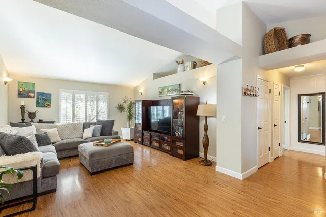 $925,000 | 209 Veronda Avenue, Cotati, CA 94931