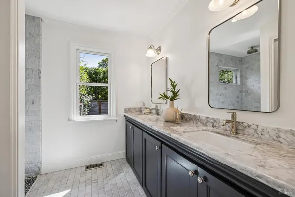 $4,000,000 | 14 Sylvan Lane, Ross, CA 94957