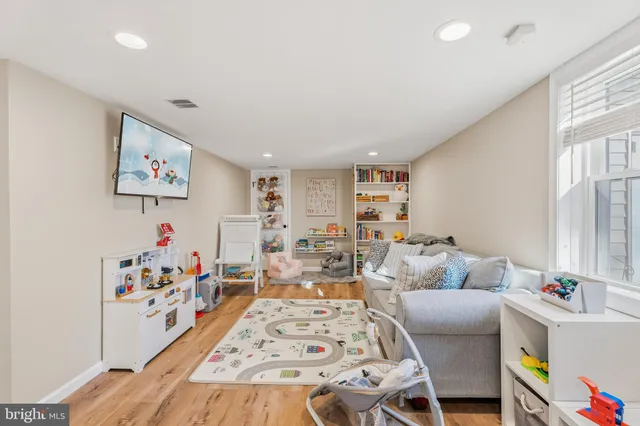 $699,000 | 1229 Wine Spring Lane, Towson, MD 21204