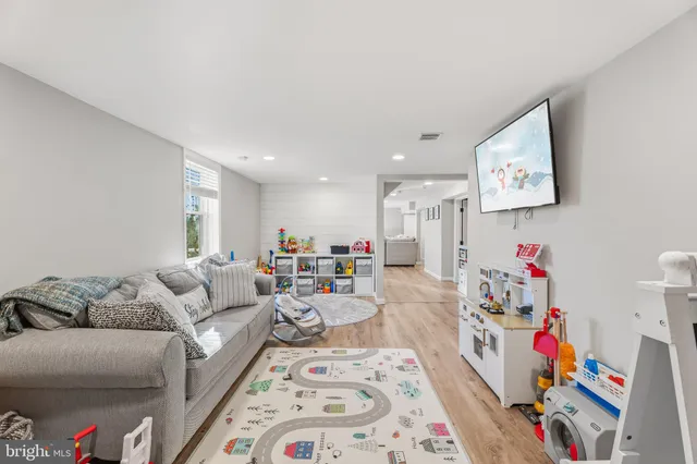 $699,000 | 1229 Wine Spring Lane, Towson, MD 21204