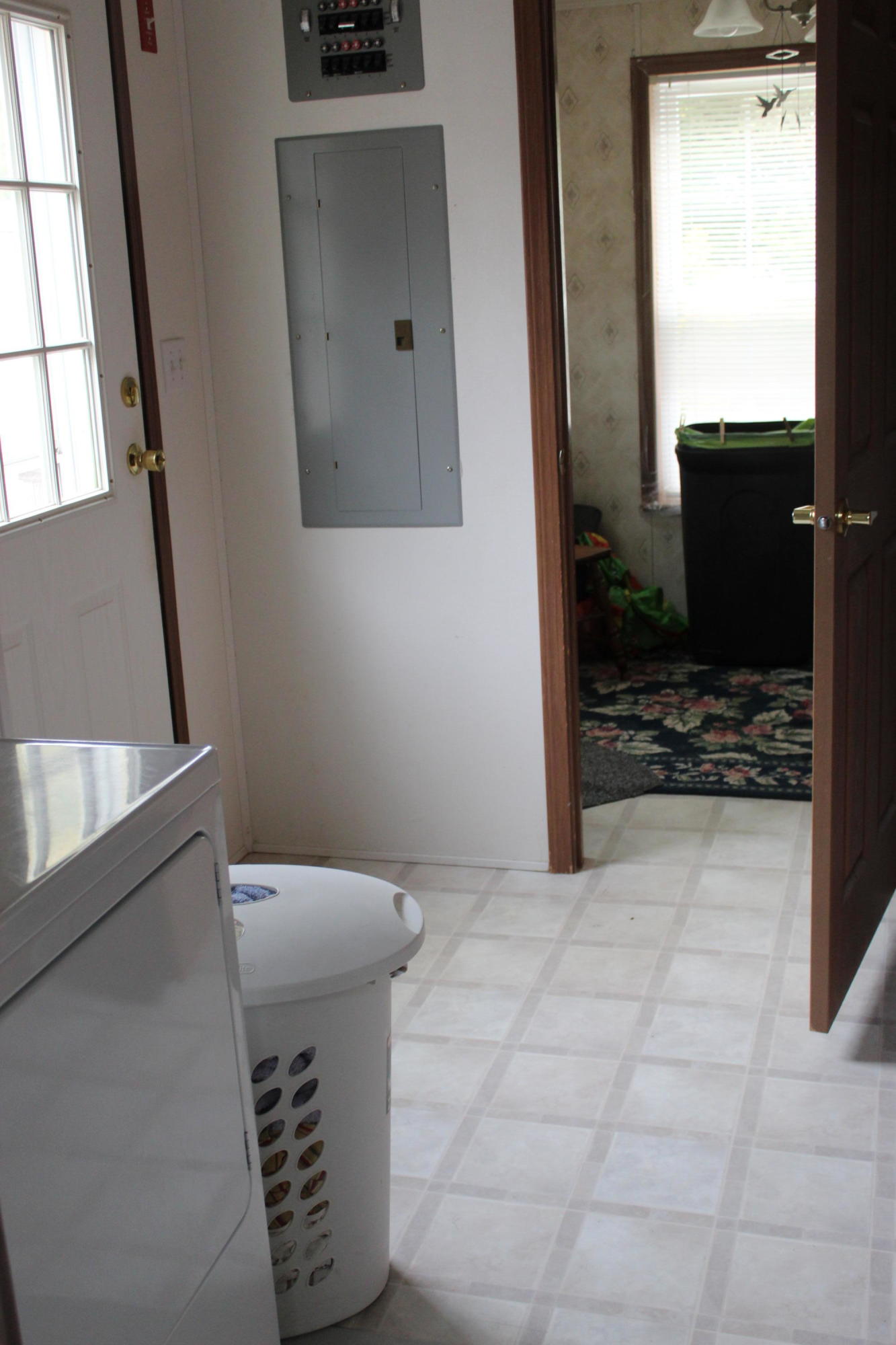 29 New England Road Searsmont, ME 04973 - Photo 10 of 26 Laundry room, foyer