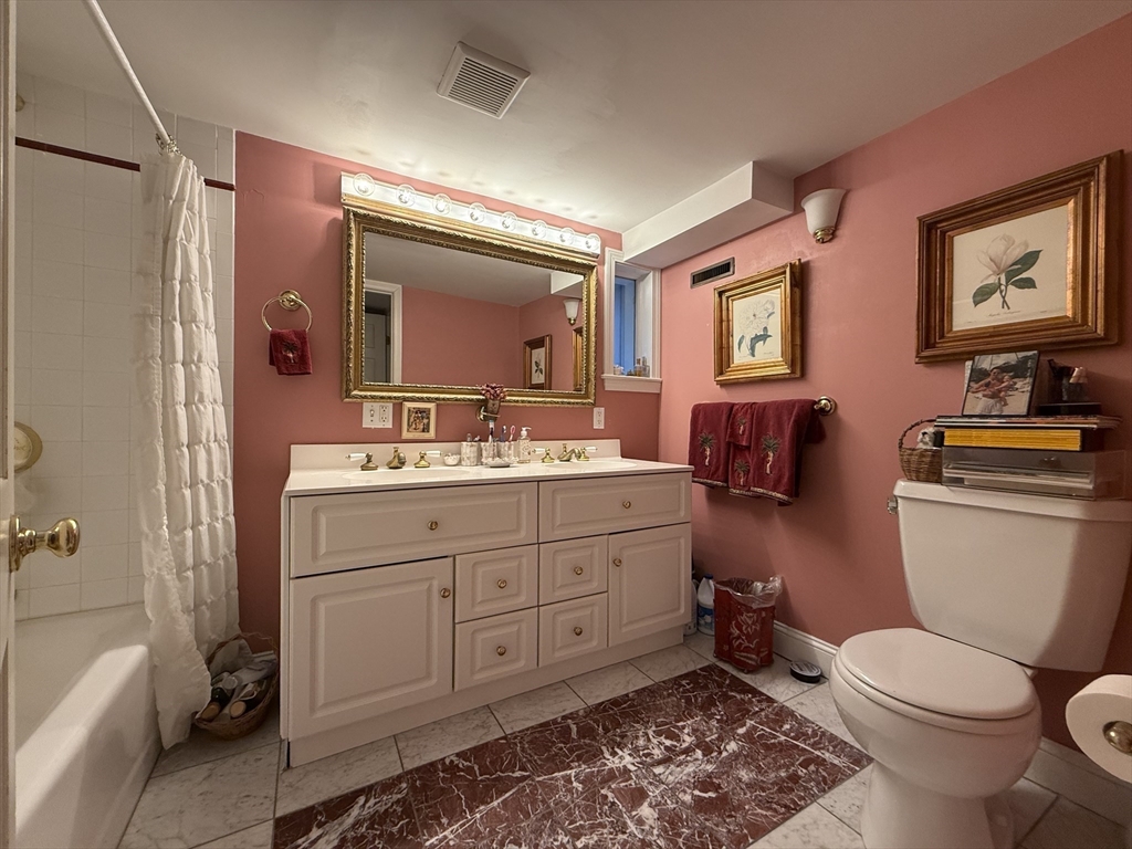 132 Boylston Street, Unit 5 Boston, MA 02116 - Photo 18 of 23