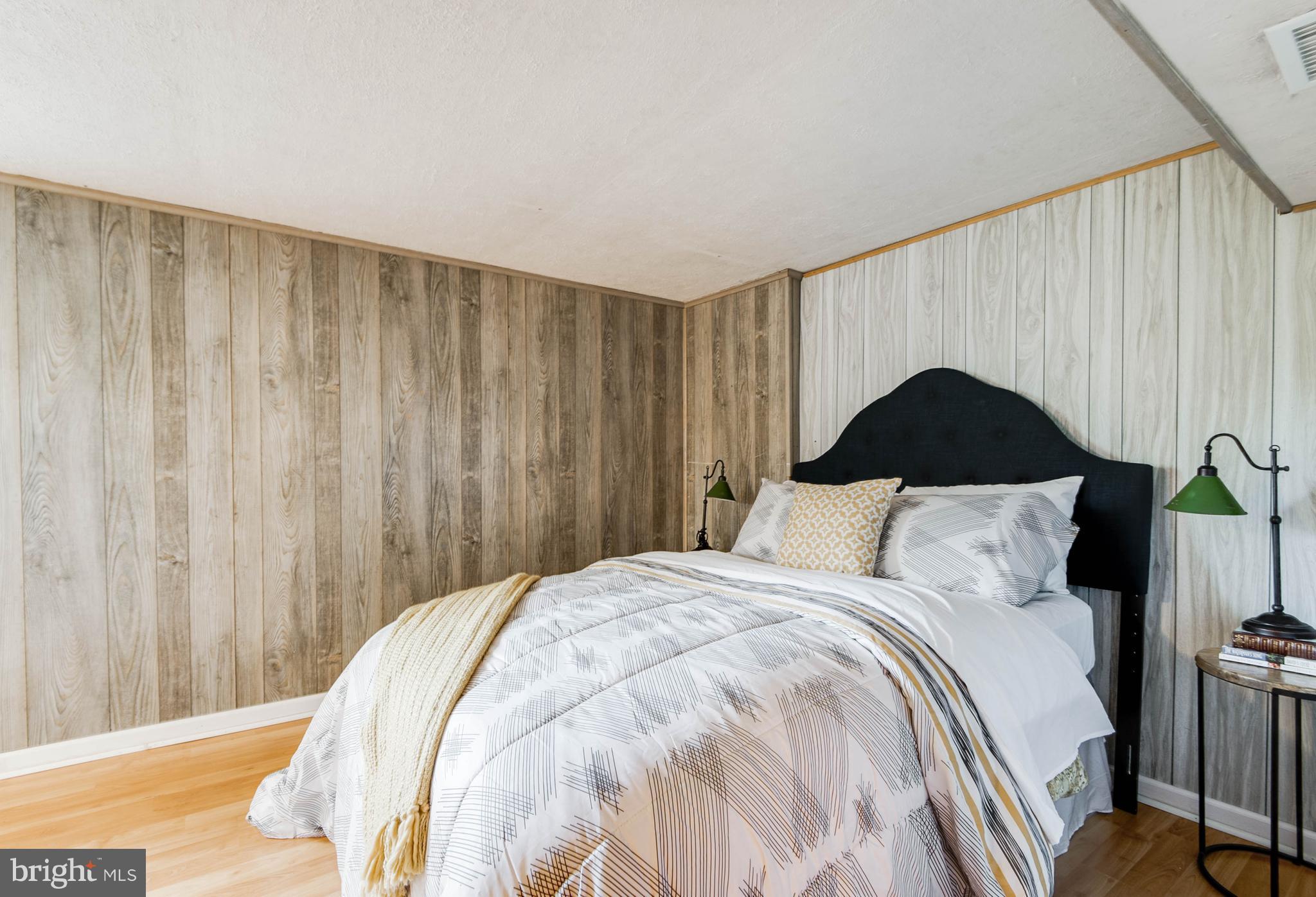 4804 Edgewood Road College Park, MD 20740 - Photo 22 of 28 Bedroom