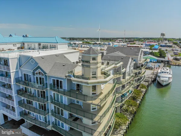 $499,000 | 1 Dock Street, Unit 402, Crisfield, MD 21817