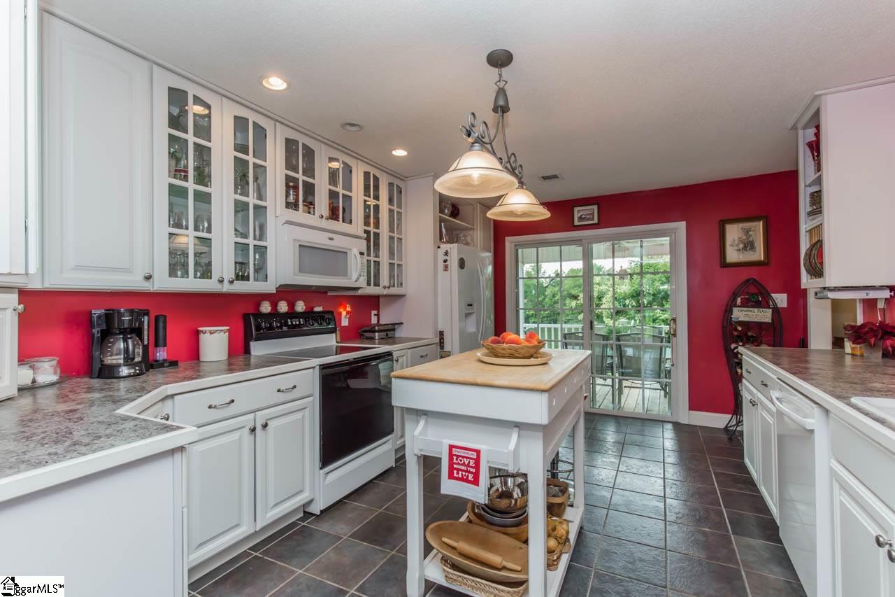 1120 Wilkins Road Inman, SC 29349 - Photo 6 of 25 Gallery Image 6
