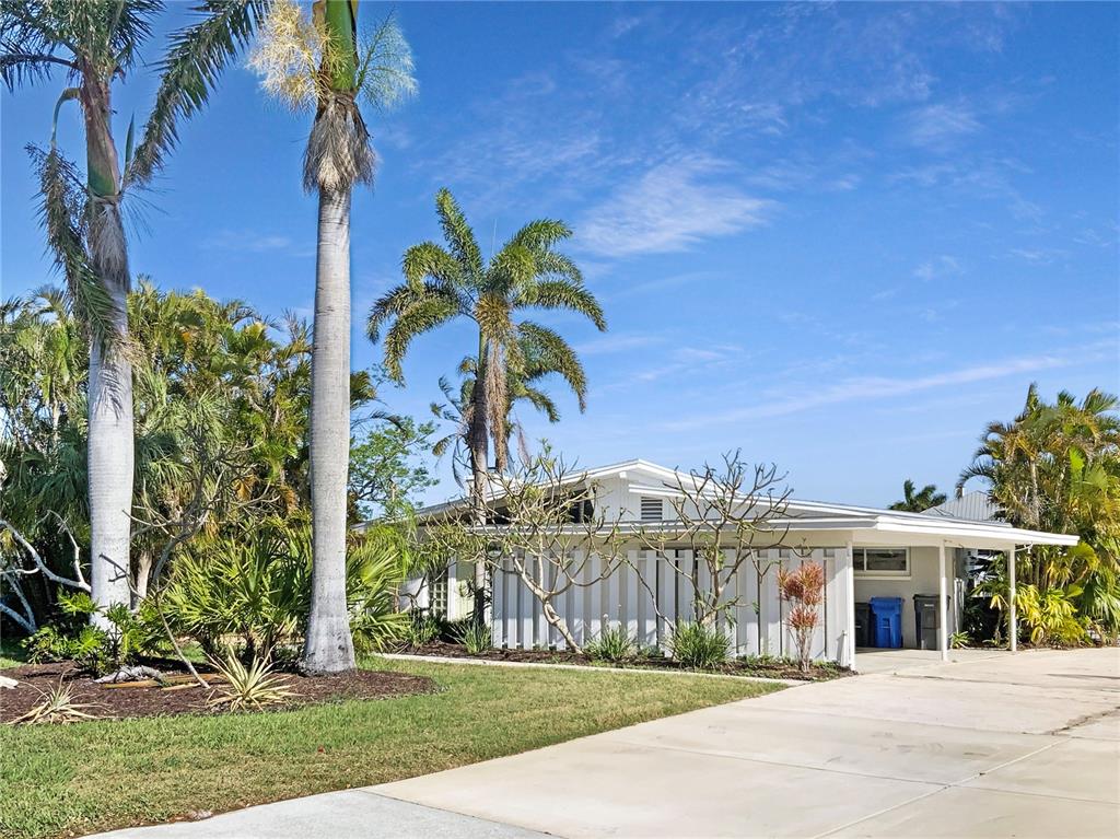 513 Flamingo Drive Apollo Beach, FL 33572 - Photo 1 of 1