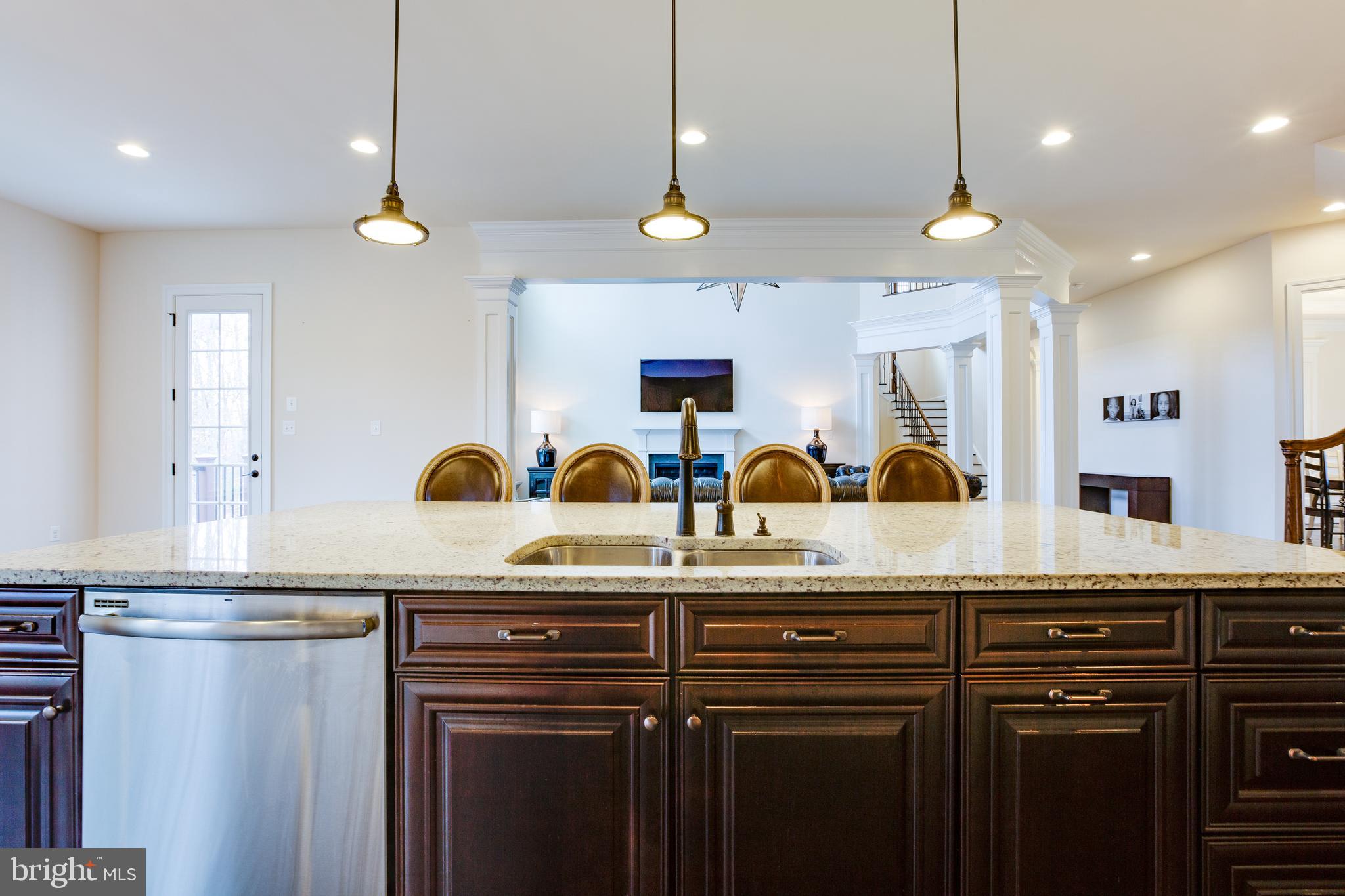 7206 Bull Run Post Office Road Centreville, VA 20121 - Photo 22 of 78 Kitchen