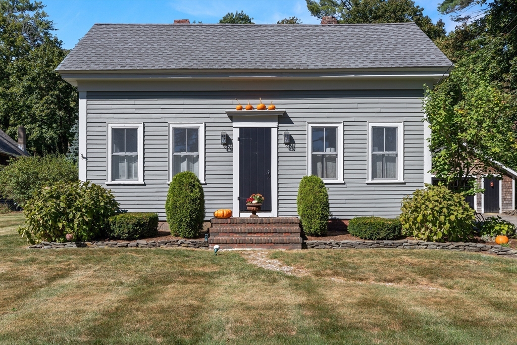 41 Washington Street Topsfield, MA 01983 - Photo 2 of 40