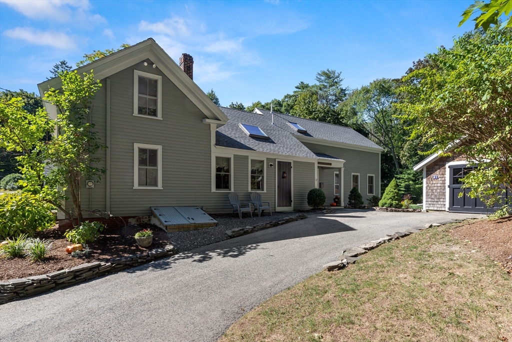 41 Washington Street Topsfield, MA 01983 - Photo 4 of 40