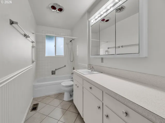 $279,000 | 1749 Thompson Road, Woodburn, OR 97071