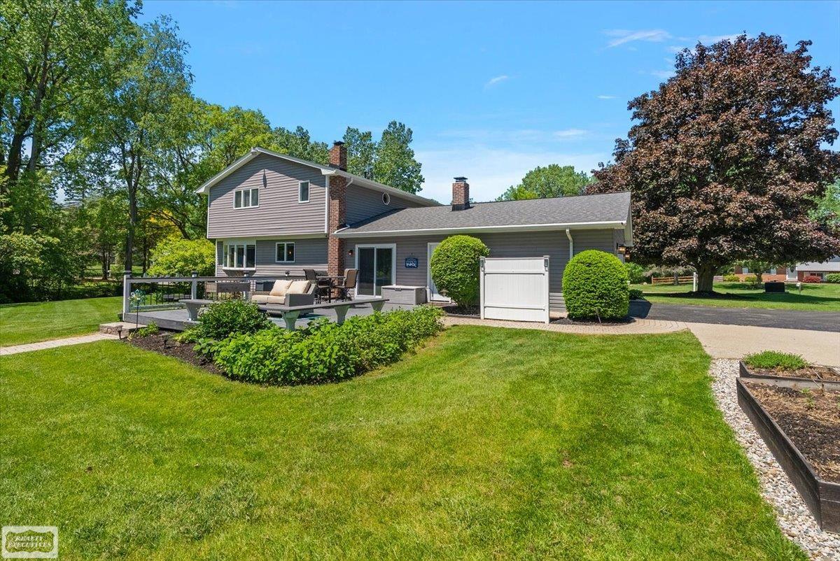 9780 Klais Road Clarkston, MI 48348 - Photo 16 of 60