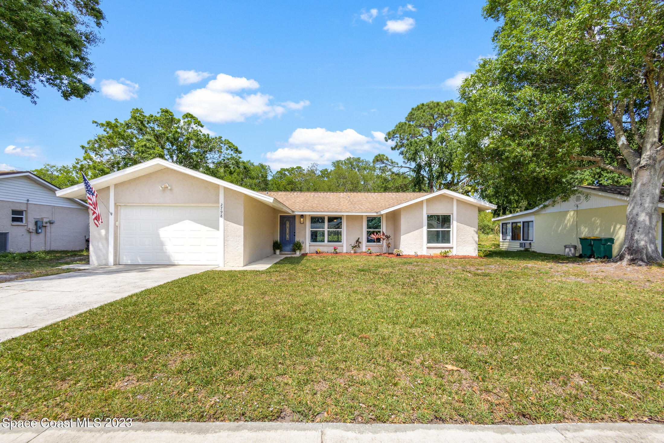 2798 Pembroke Road Melbourne, FL 32935 - Photo 1 of 39 Front of House