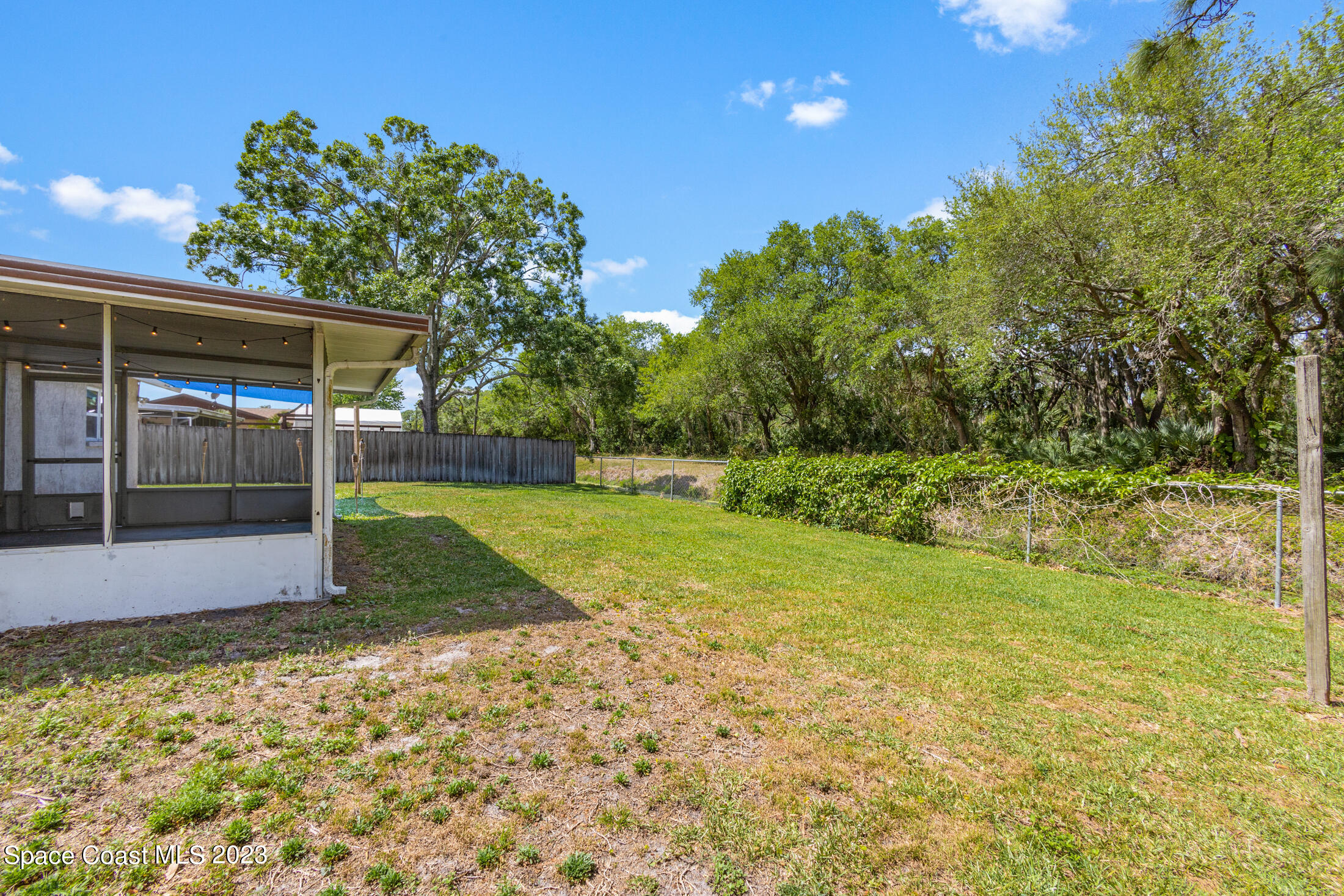 2798 Pembroke Road Melbourne, FL 32935 - Photo 11 of 39 A-10