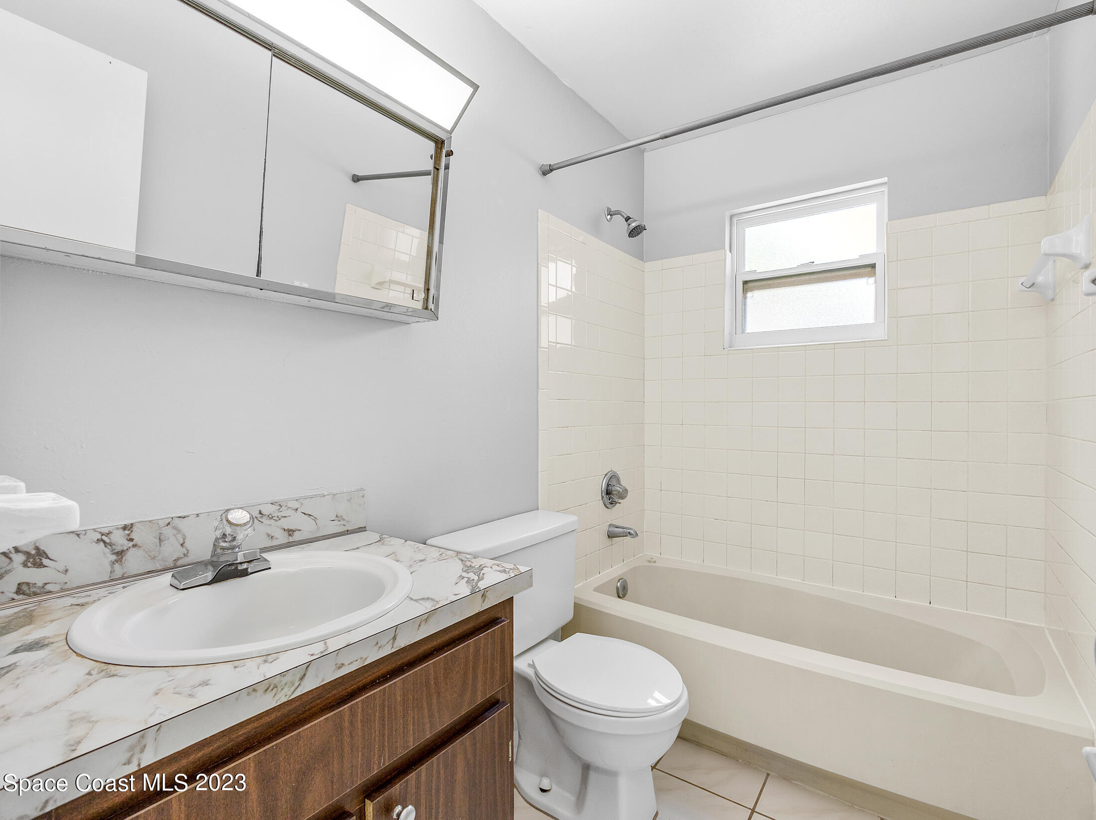 2798 Pembroke Road Melbourne, FL 32935 - Photo 26 of 39 A-23