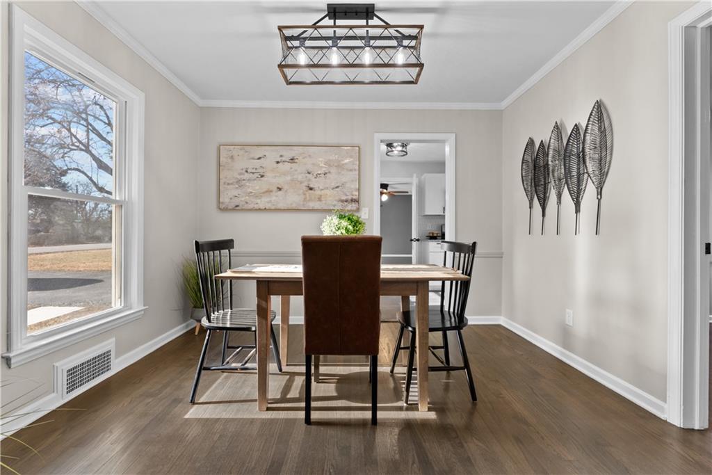 9804 East 68 Street Raytown, MO 64133 - Photo 11 of 36