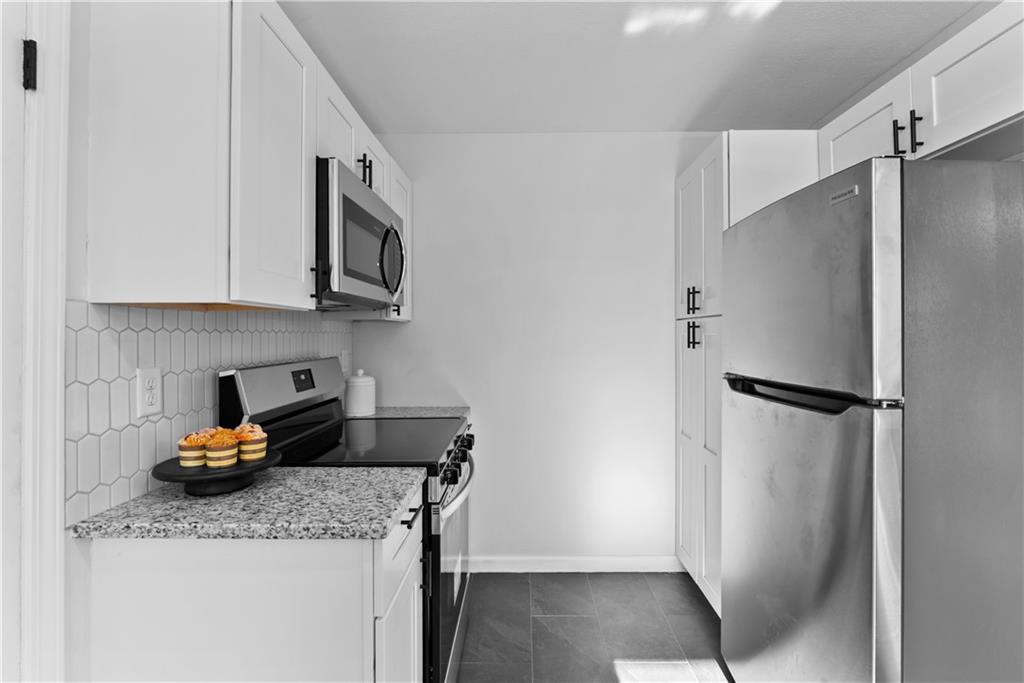 9804 East 68 Street Raytown, MO 64133 - Photo 15 of 36