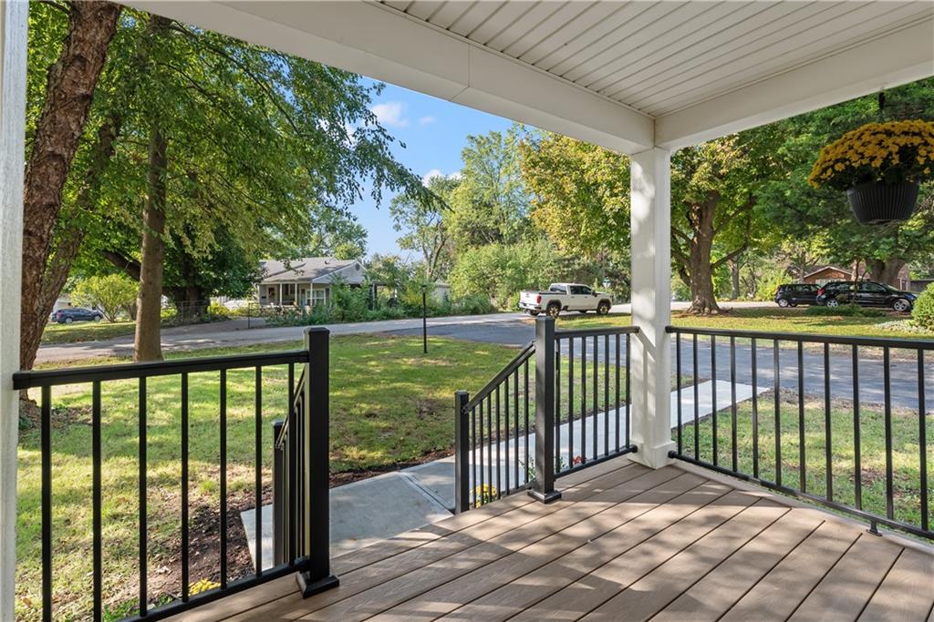 9804 East 68 Street Raytown, MO 64133 - Photo 29 of 36