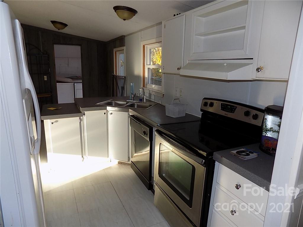 136 T R Foster Road Kings Mountain, NC 28086 - Photo 6 of 14 Gallery Image 6