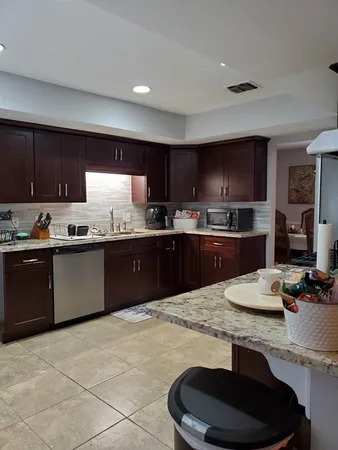 $2,700 | 5210 Honey Circle, Houston, TX 77004