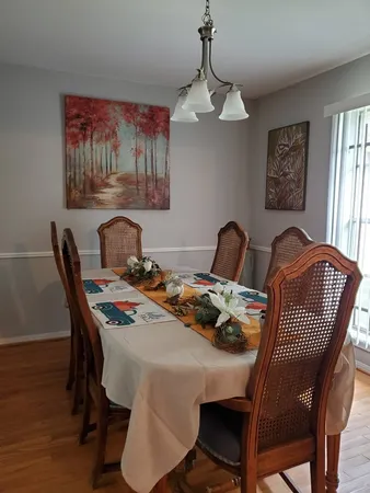 $2,700 | 5210 Honey Circle, Houston, TX 77004