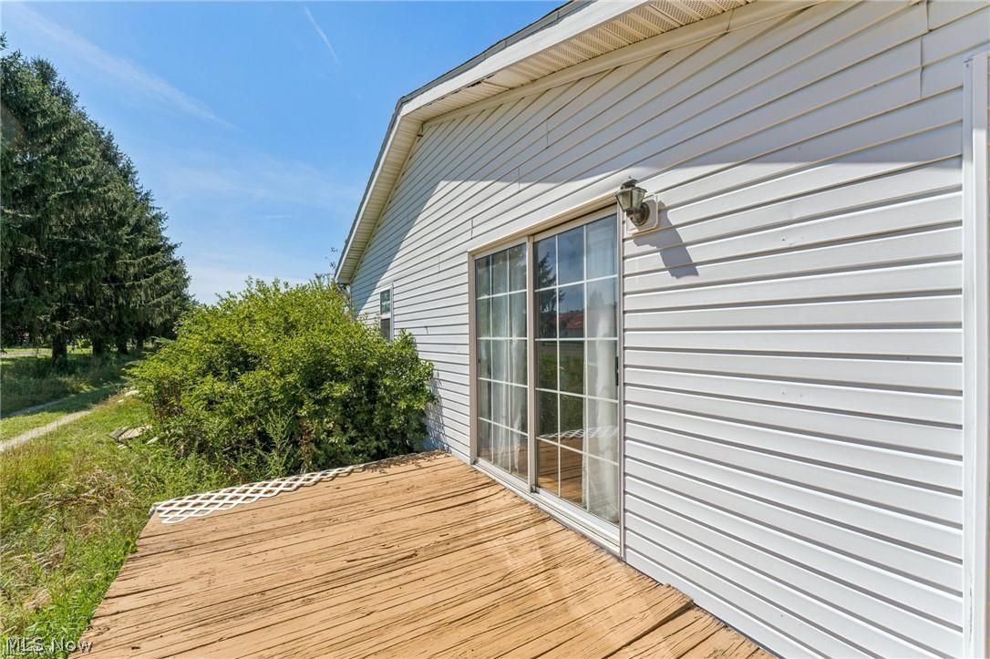 14525 Sperry Road Newbury, OH 44065 - Photo 26 of 36 Wrap around deck