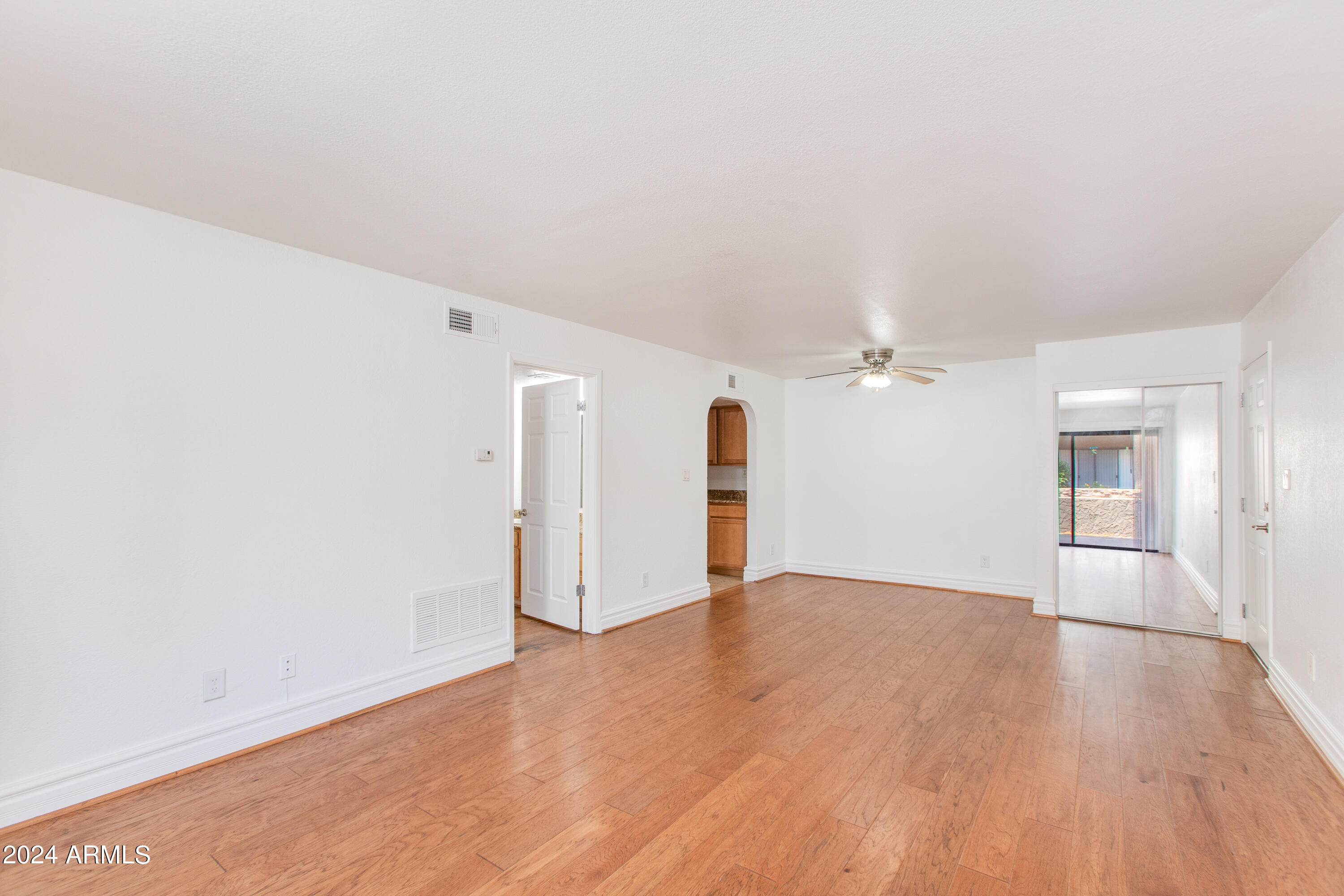 3825 East Camelback Road, Unit 132 Phoenix, AZ 85018 - Photo 4 of 19 Main Living Area