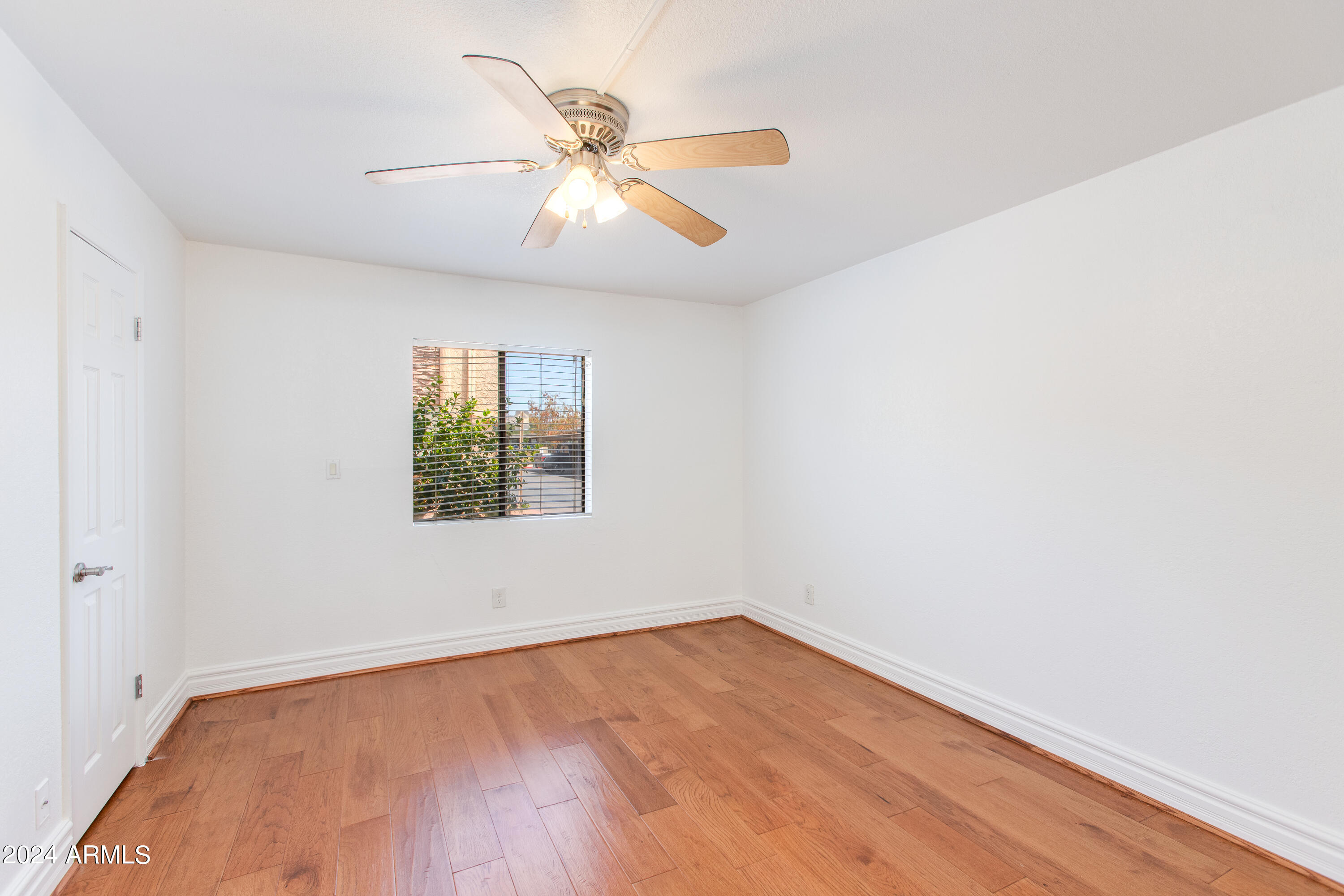 3825 East Camelback Road, Unit 132 Phoenix, AZ 85018 - Photo 10 of 19 Bedroom