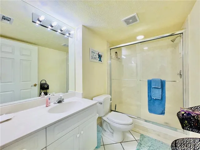 $5,300 | 5051 North Hwy A1A, Unit 126, Fort Pierce, FL 34949