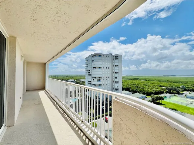 $5,300 | 5051 North Hwy A1A, Unit 126, Fort Pierce, FL 34949